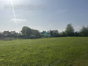 Terrain à SAINT-JEAN-DE-FOLLEVILLE