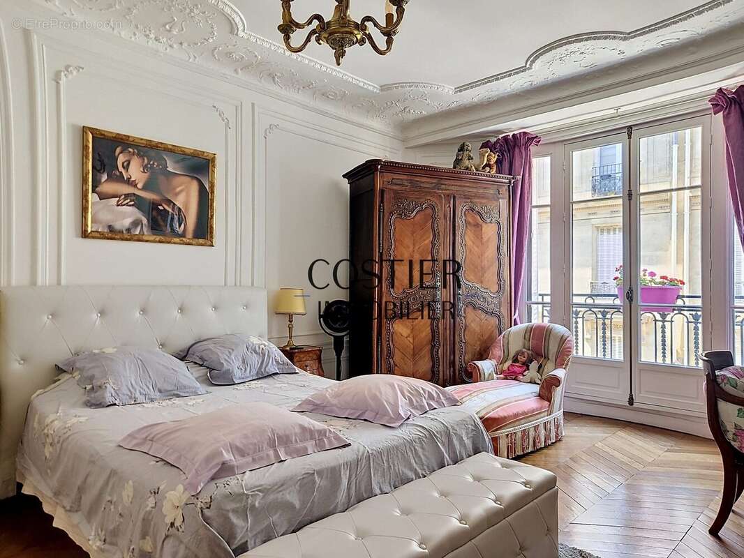 Appartement 80 m² à Paris-17e  - photo 6