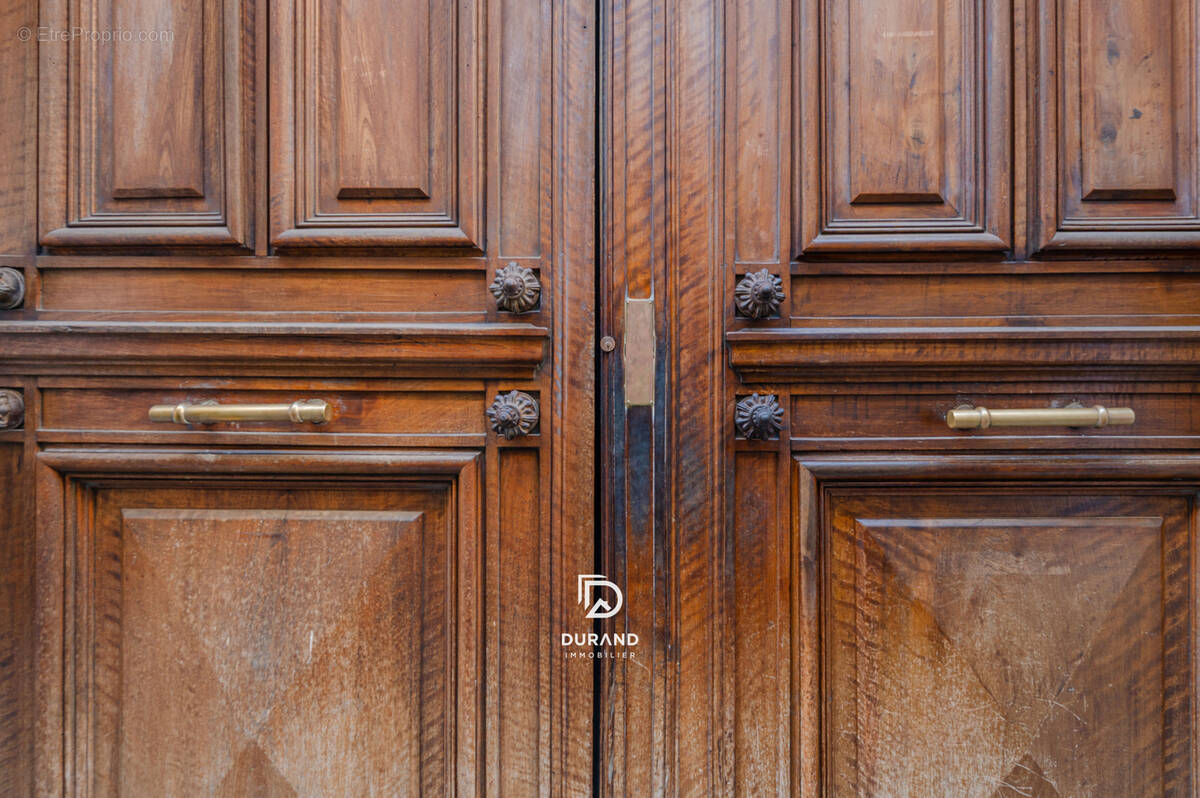 Appartement à MARSEILLE-6E