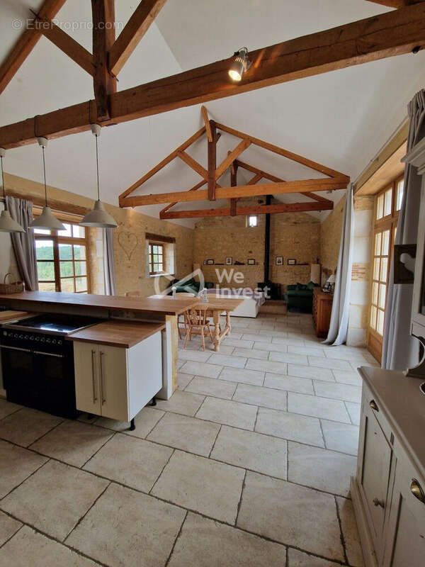 Maison 200 m² à Puy-L'eveque  - photo 5