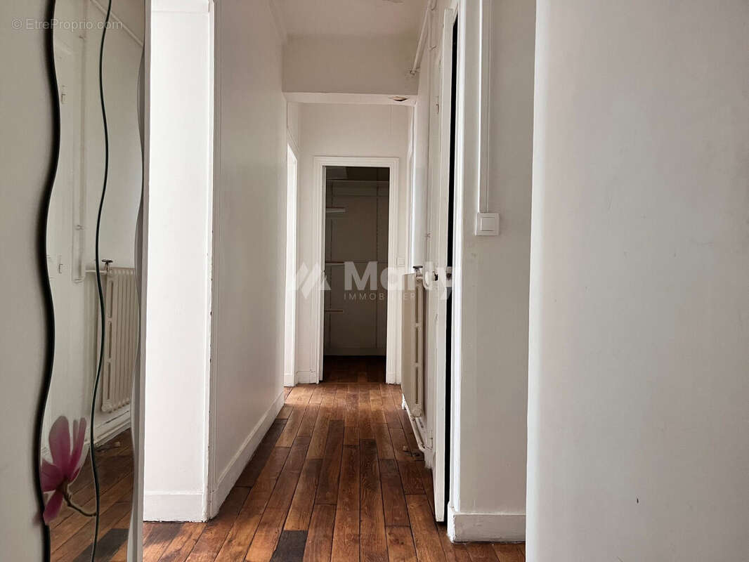 Appartement à PARIS-10E