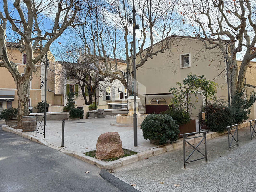 Autre à PUYLOUBIER
