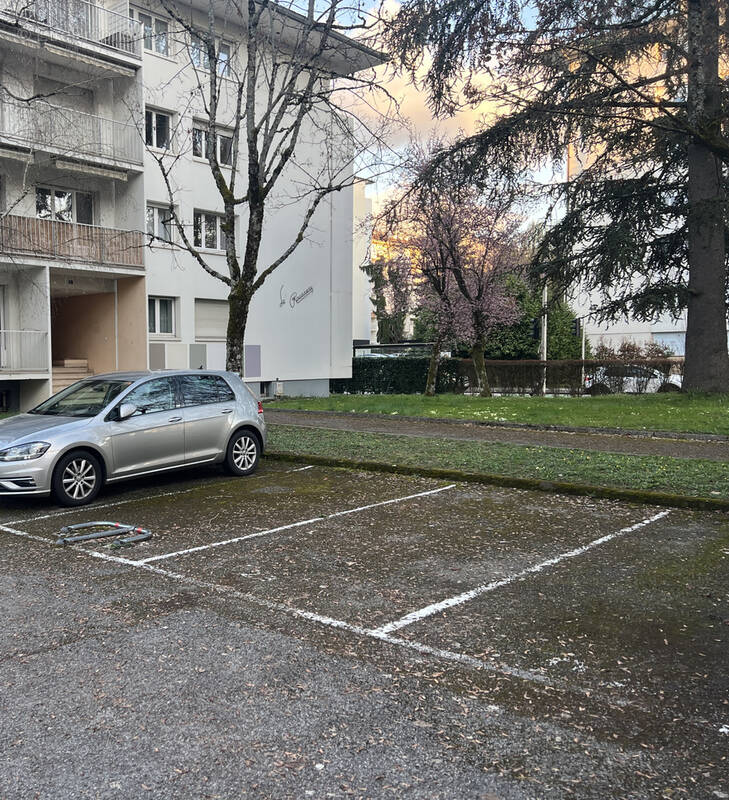 Parking à ANNECY-LE-VIEUX