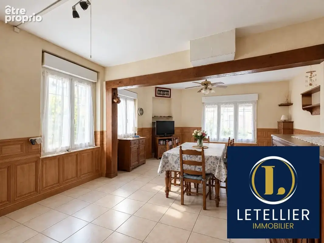Maison 4 pièces 78 m² à vendre à Saint-Etienne-Du-Rouvray (76800) - photo 1