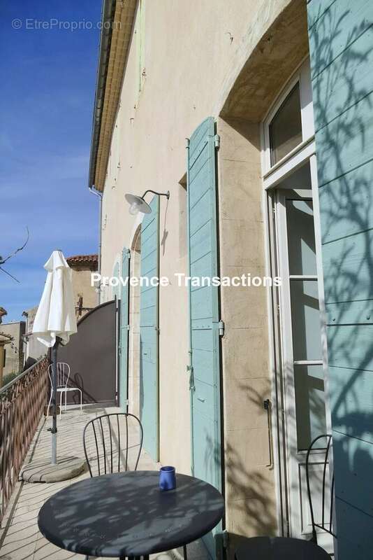 Appartement à BEAUMES-DE-VENISE