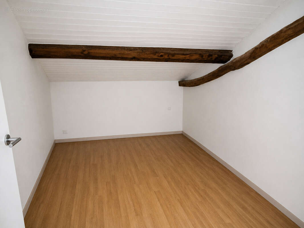 Une villa, une opportunité pour les amoureux de la rénovation - photo 10