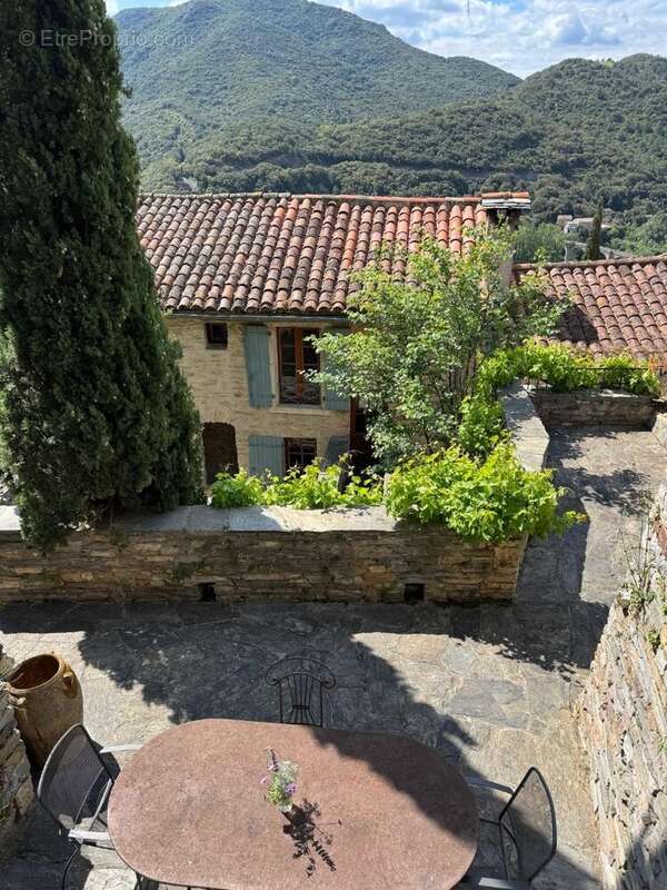 Maison à VIEUSSAN