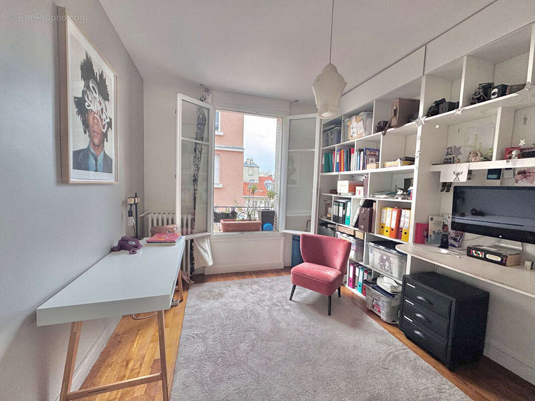 Appartement à PARIS-11E