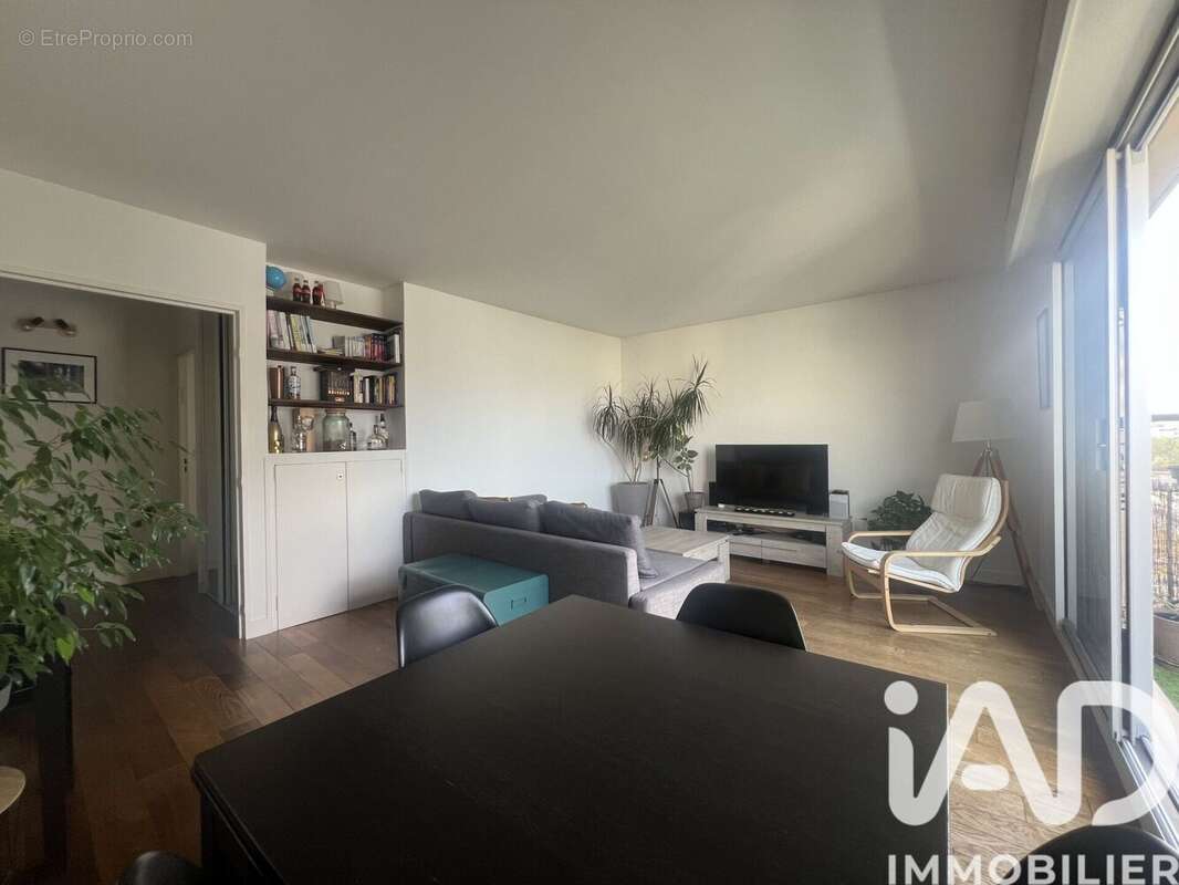 Photo 3 - Appartement à PUTEAUX
