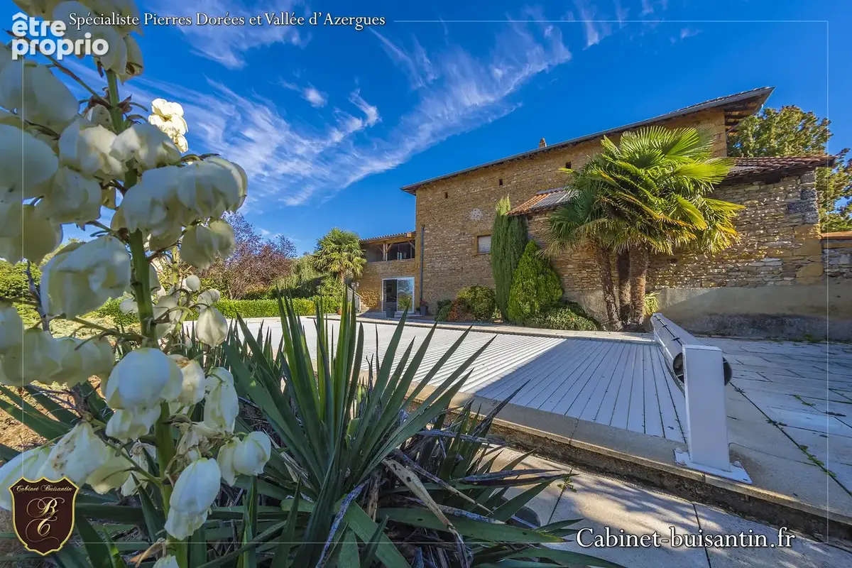 Propriété en Pierres-Charme, volumes et vue imprenable - photo 1