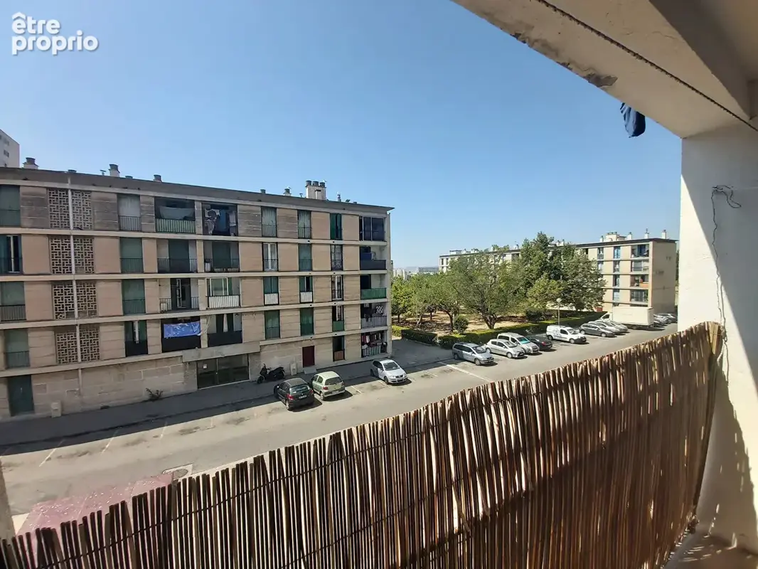 Appartement à MARSEILLE-14E
