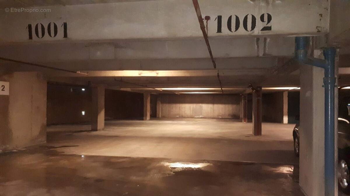 Parking à CRETEIL