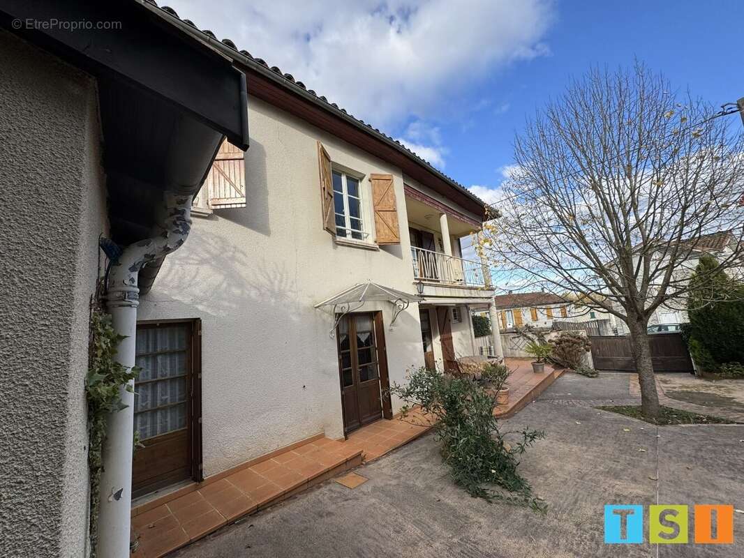 Maison à ENCAUSSE-LES-THERMES