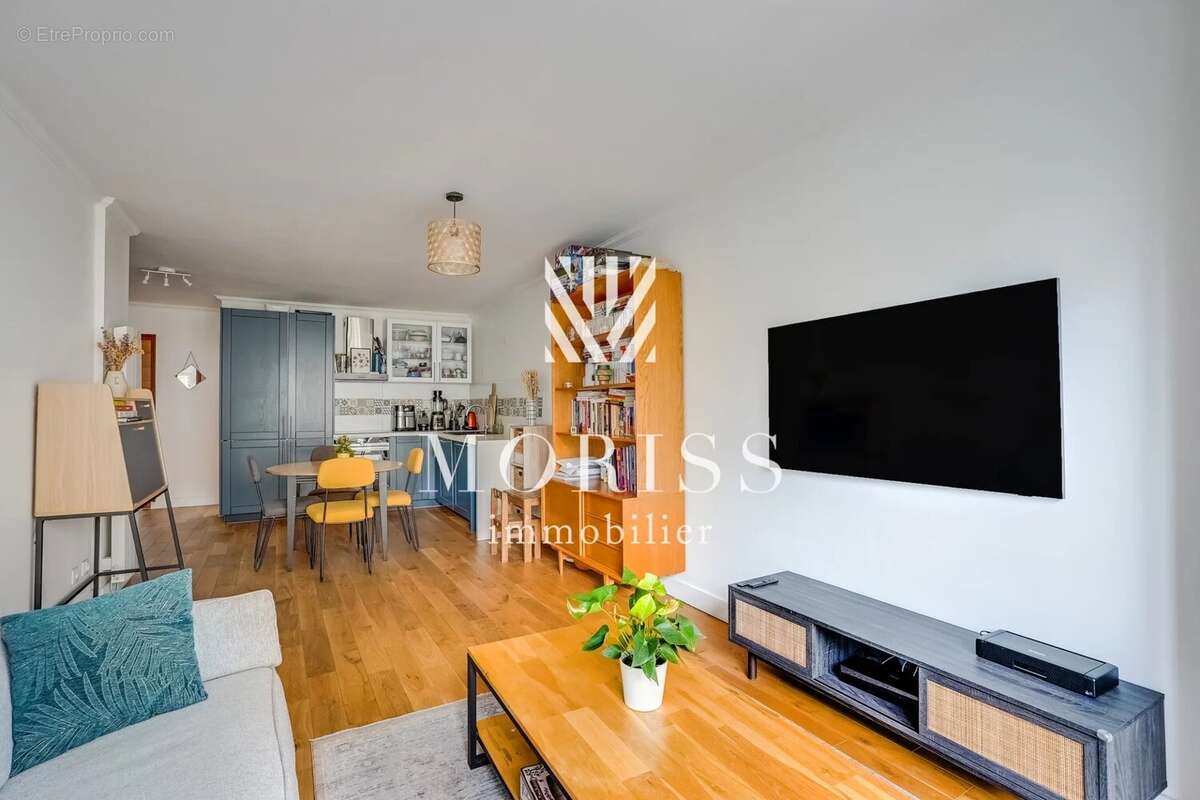 Appartement à PARIS-18E