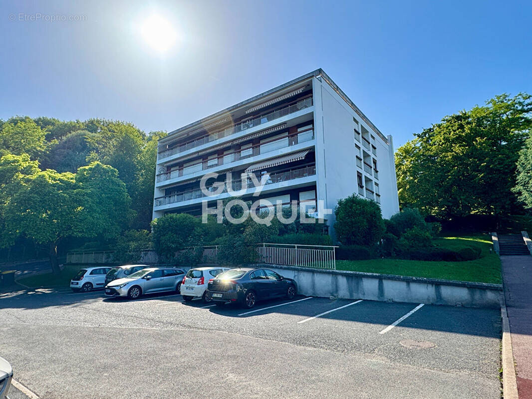 Appartement à ATHIS-MONS