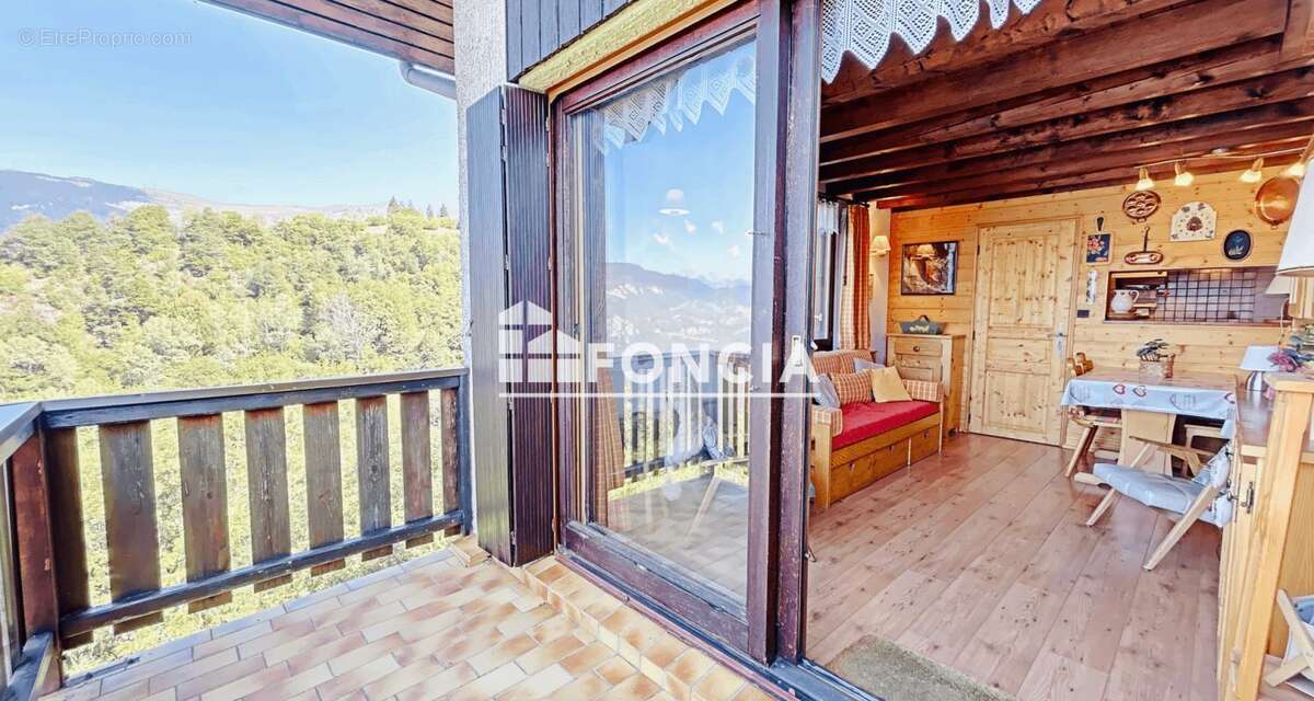 Triplex meublé avec terrasse : vue panoramique ! - photo 9