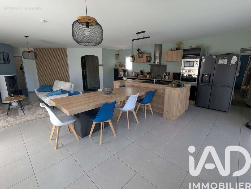 Maison 117 m² à Labatmale  - photo 4