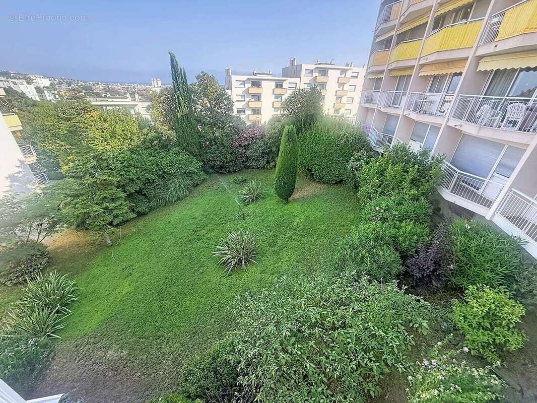 2 Pièces Tassigny  Résidence Seniors Vue Mer Panoramique 2 Terrasses - photo 16