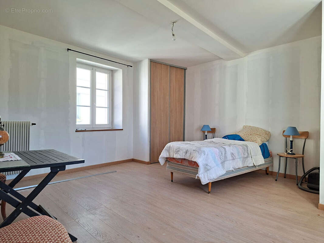 Maison à CROUY-SUR-OURCQ