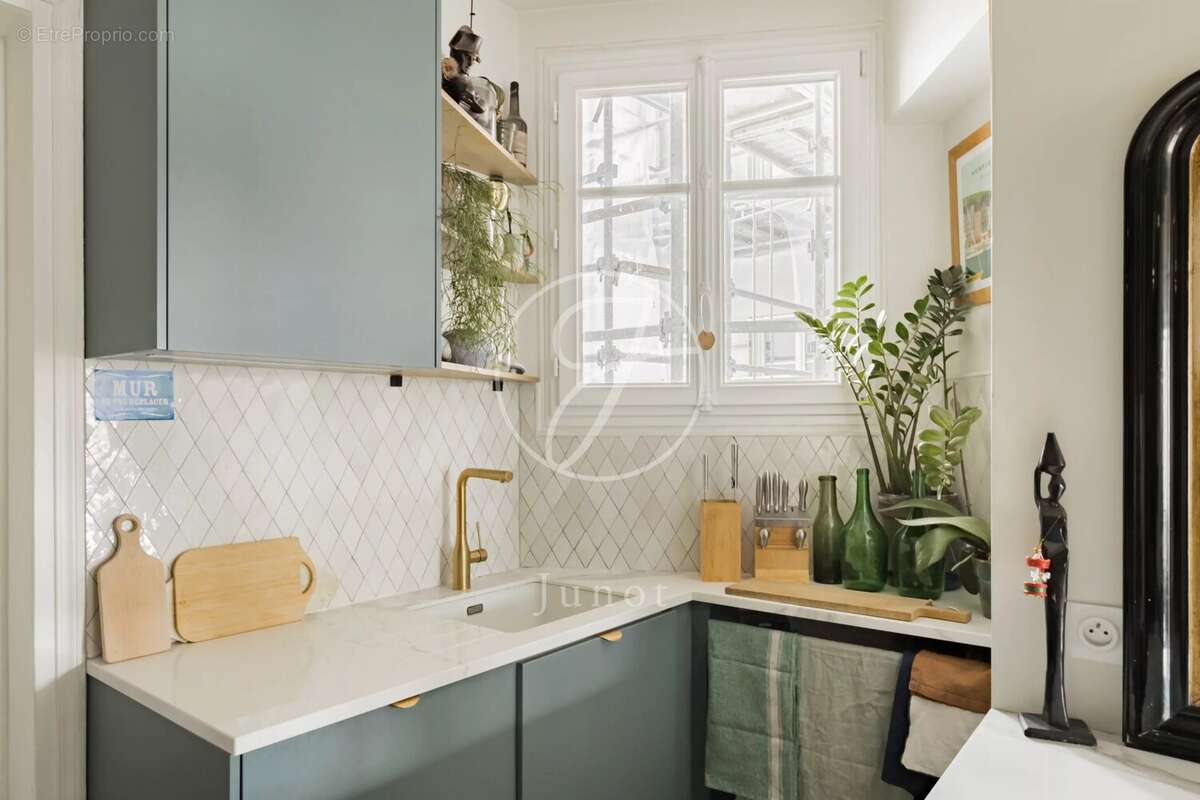 Appartement à PARIS-15E