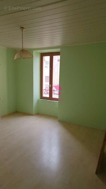 Maison à LAROQUE-D'OLMES