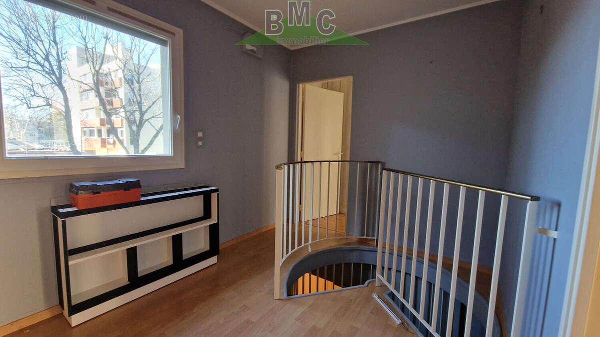 Appartement à LE PLESSIS-BOUCHARD