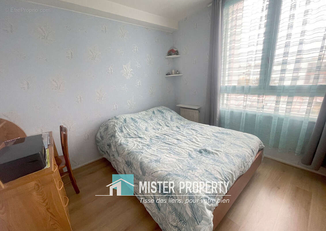 Appartement à SARTROUVILLE