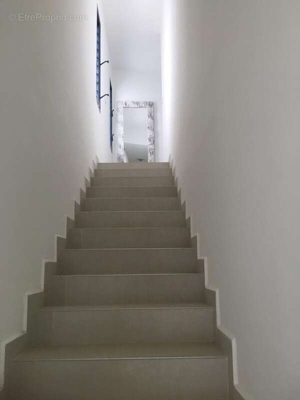 Maison à PETIT-BOURG