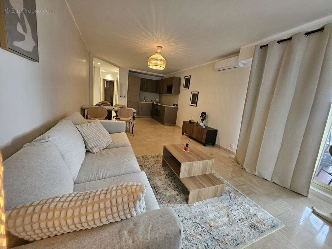 Appartement à CAGNES-SUR-MER