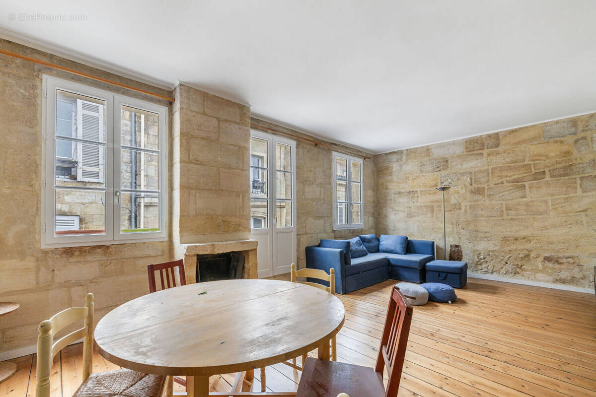 Appartement à BORDEAUX