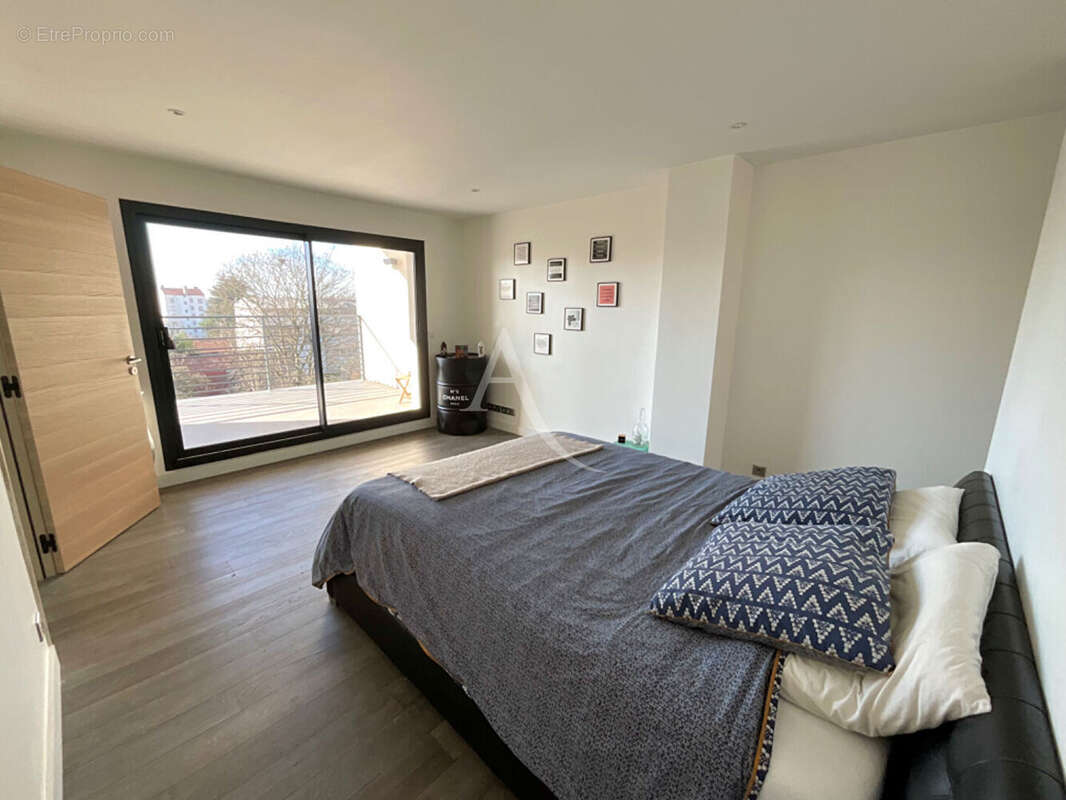 Maison à FONTENAY-SOUS-BOIS