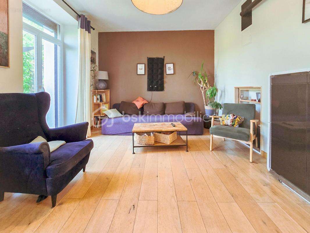 Maison de village rénovée - Le Cholet - 150 m² utile - 5 chambres - Bureau - Jardin - Cave de 40 m - photo 5