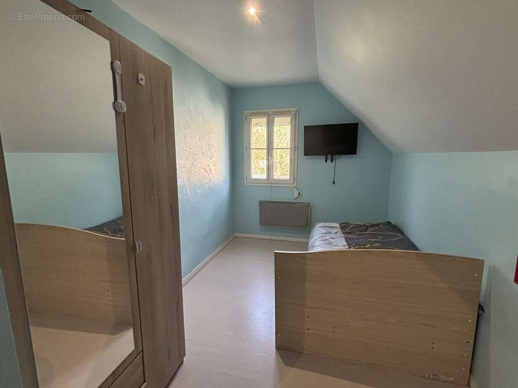 Maison à TRACY-LE-VAL