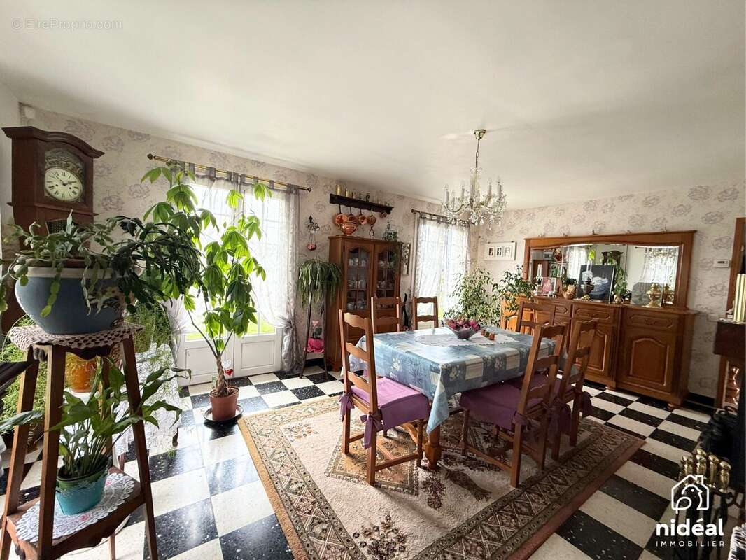 Maison à VILLERS-SIRE-NICOLE