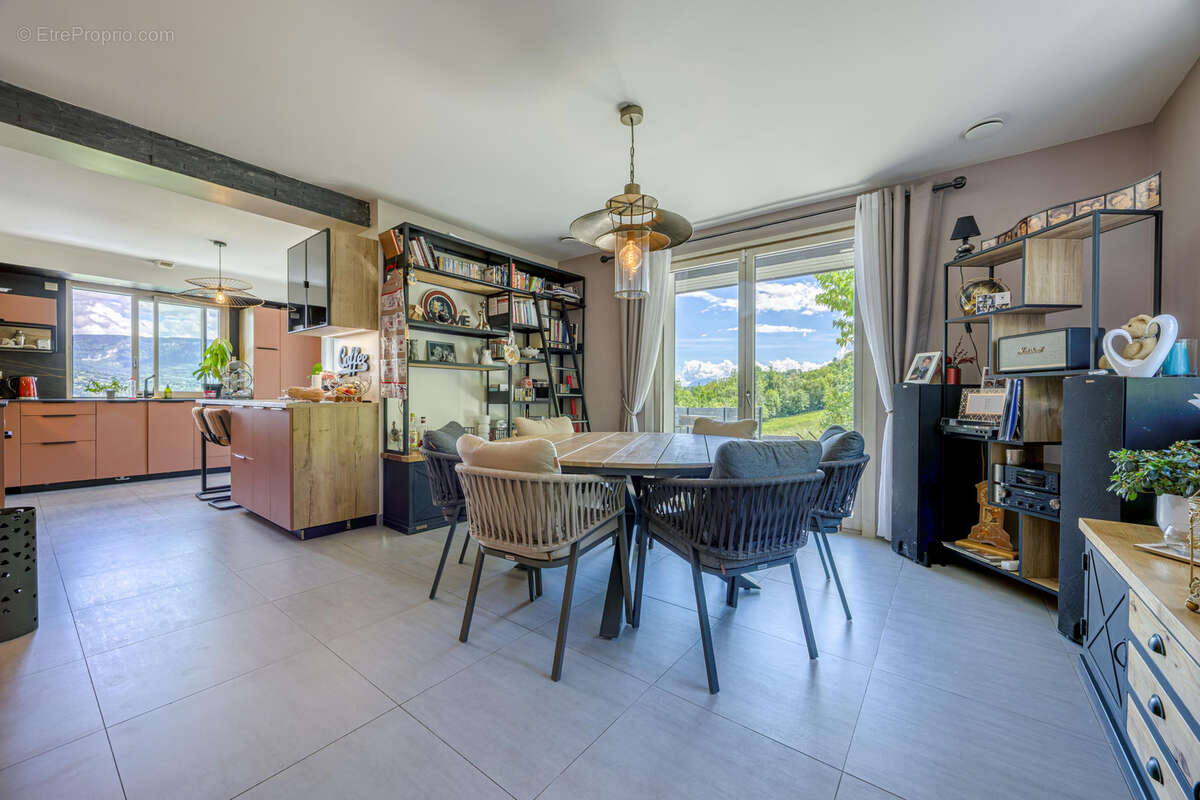 Maison à ALBENS