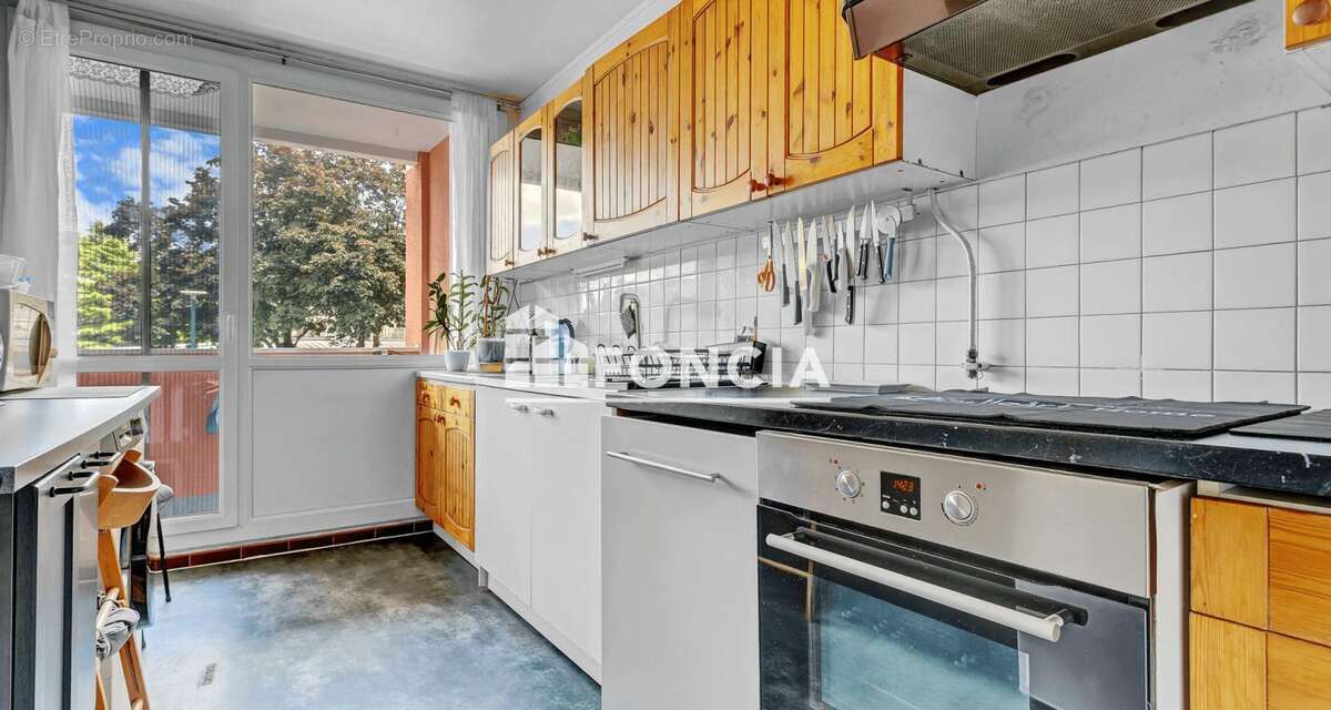 Appartement à THIAIS