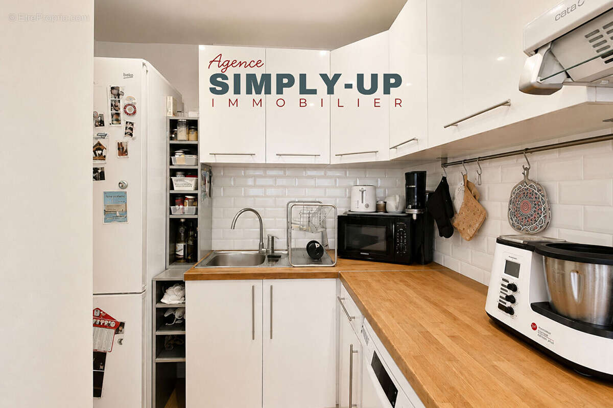 Appartement à PARIS-11E