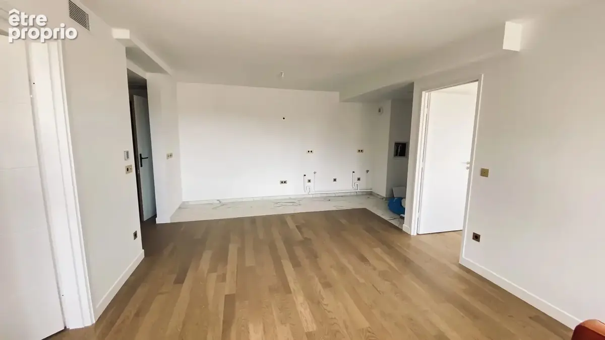 Immeuble neuf avec piscine & salle de sport - photo 8
