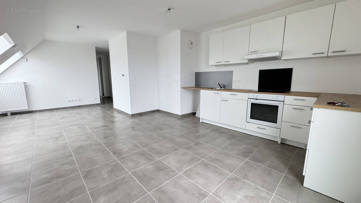 Appartement à TINQUEUX