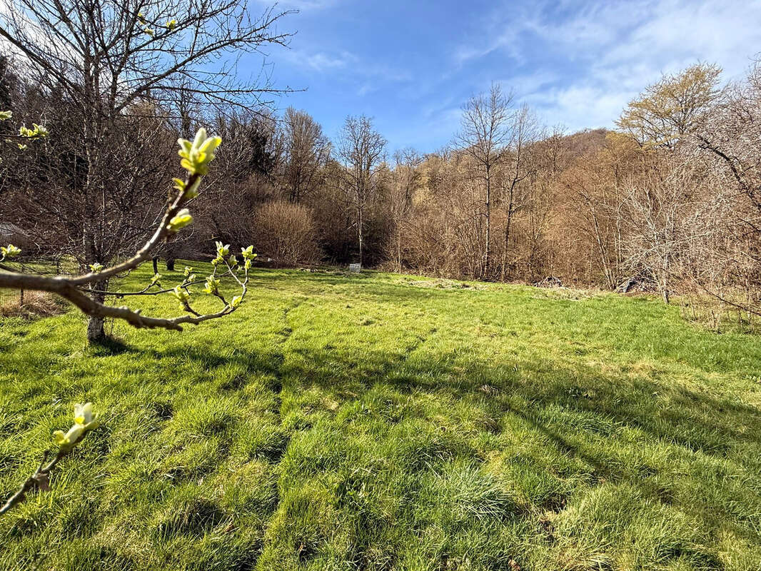 Maison à HYEVRE-MAGNY