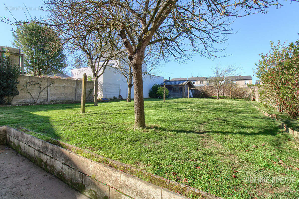Maison à BRUZ