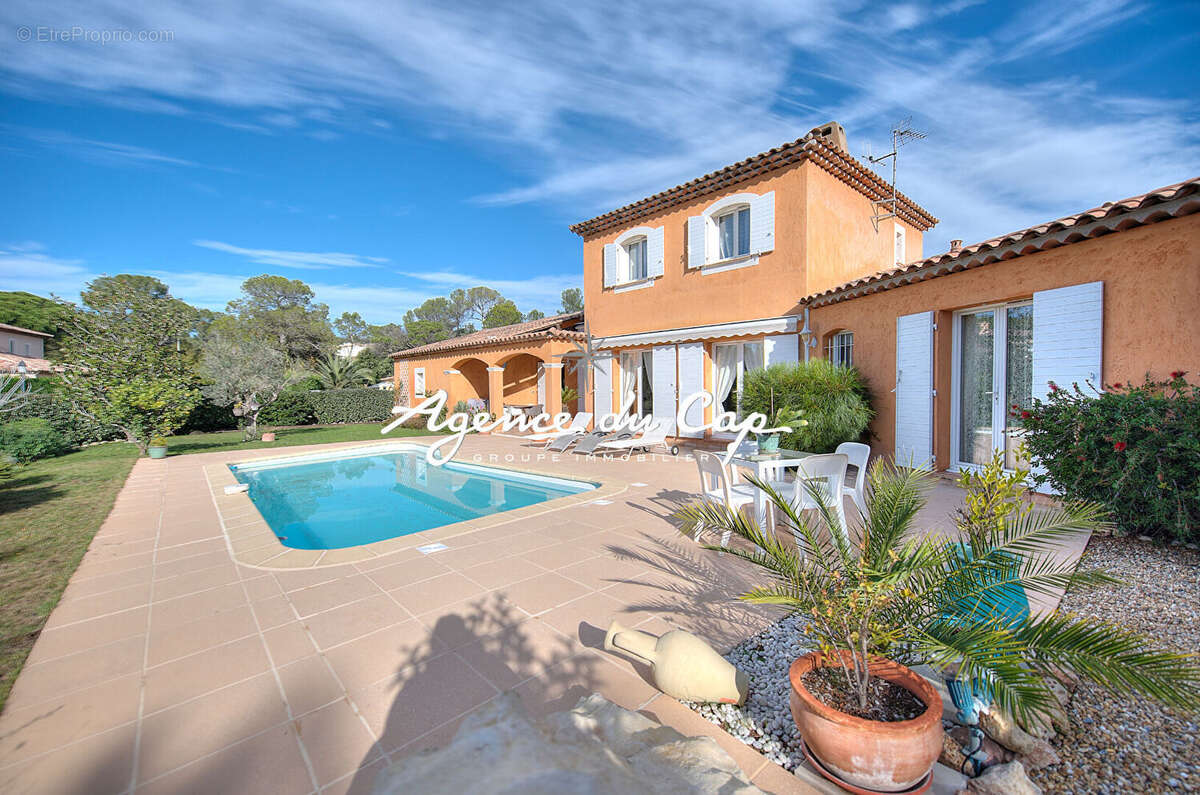 Maison à SAINT-RAPHAEL