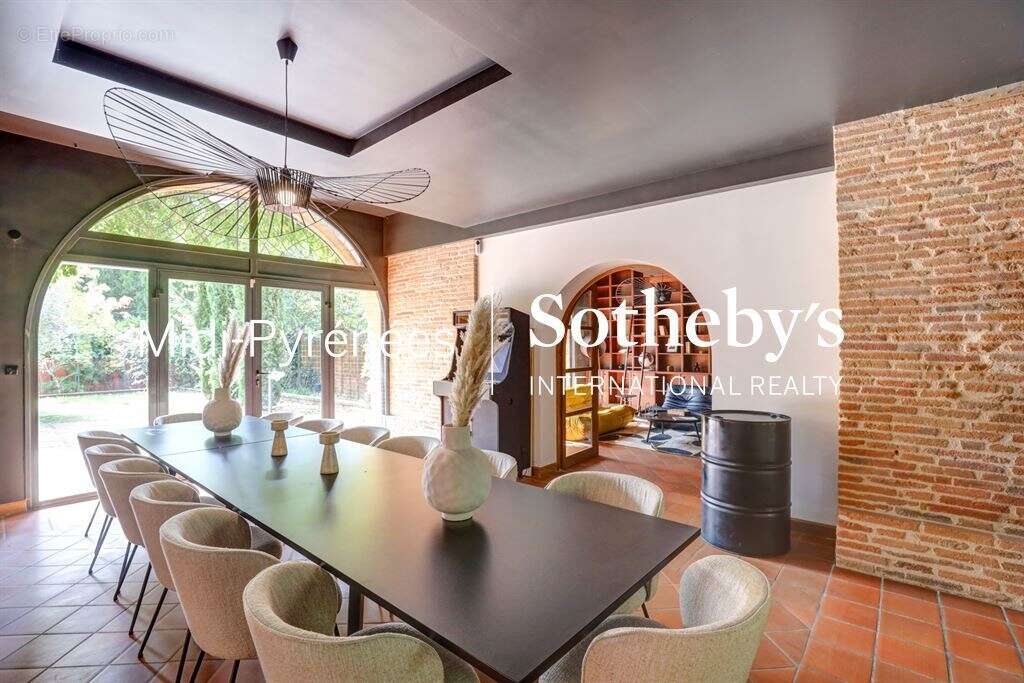 Maison à LAYRAC-SUR-TARN