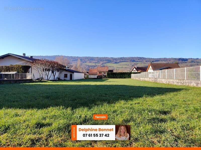 Terrain à SAINT-JOSEPH-DE-RIVIERE