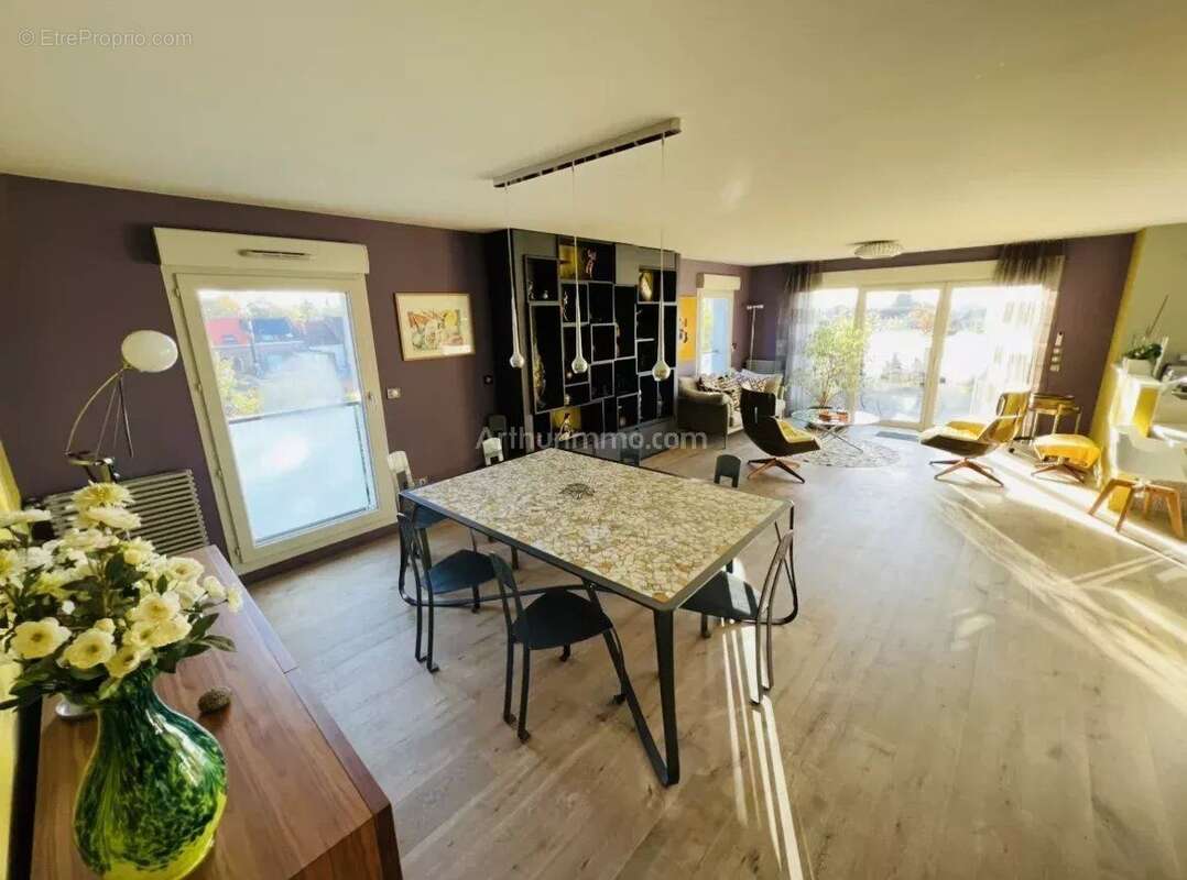 Appartement à MONS-EN-BAROEUL