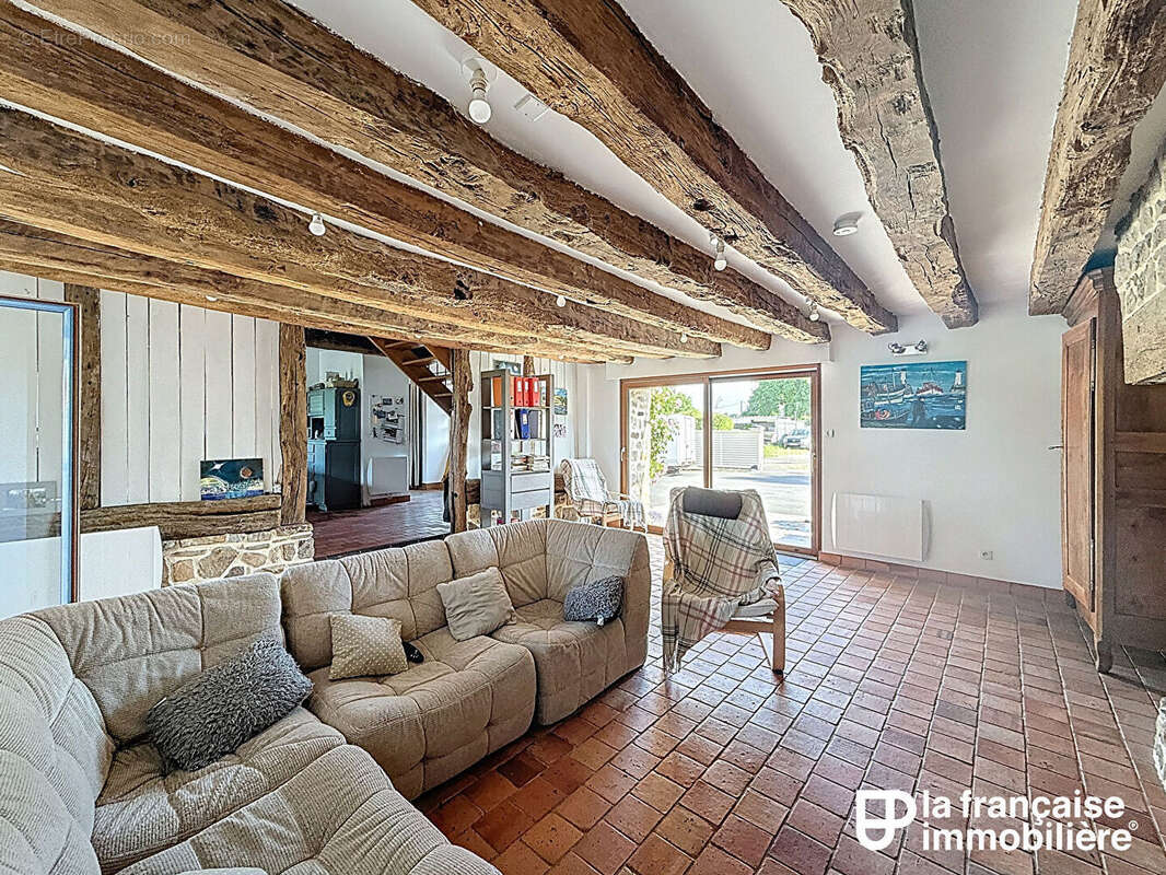 Maison à SAINT-AUBIN-D'AUBIGNE