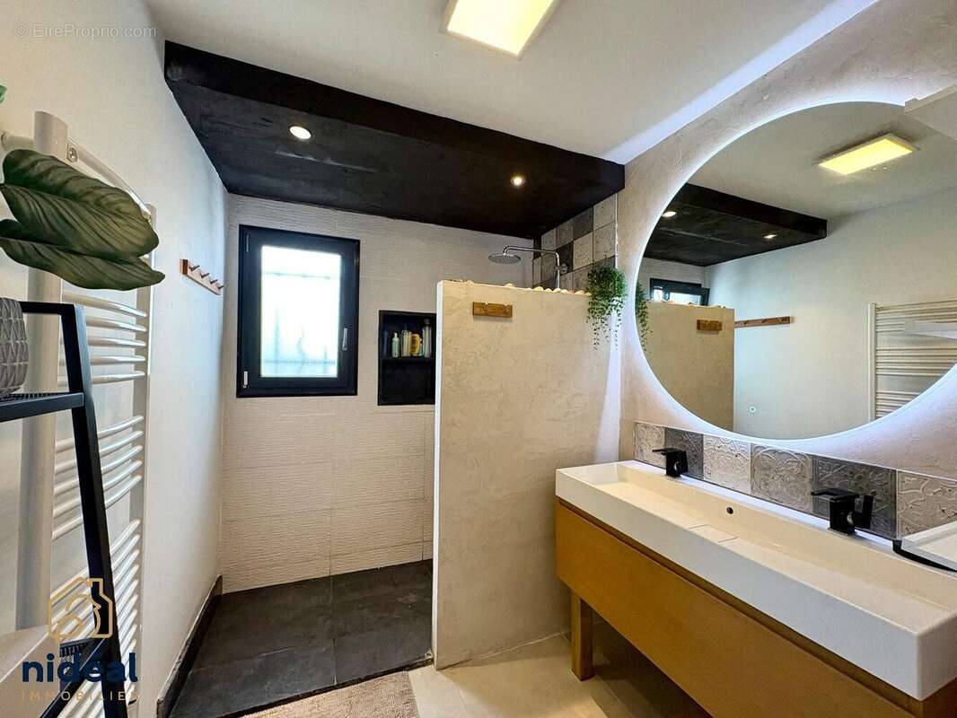 Maison 90 m² à Junas  - photo 8