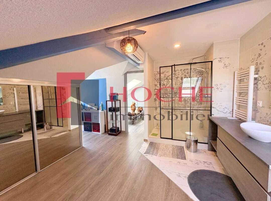 4 P + C  Duplex Penthouse - Garage - 106 m² - photo 15