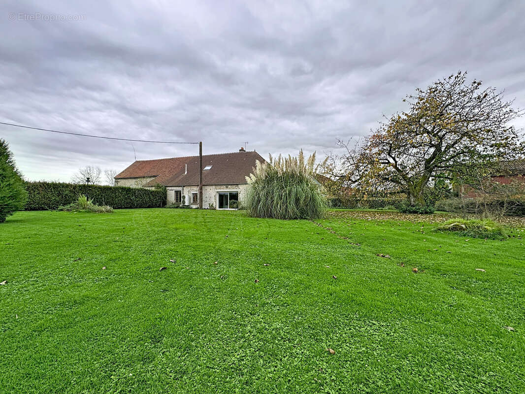 Maison à MONTMIRAIL