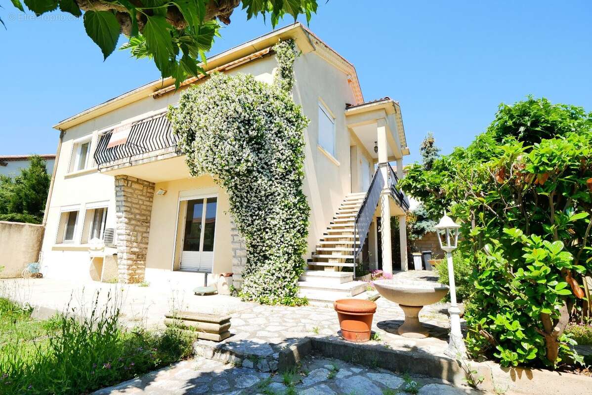 Maison à LE CRES